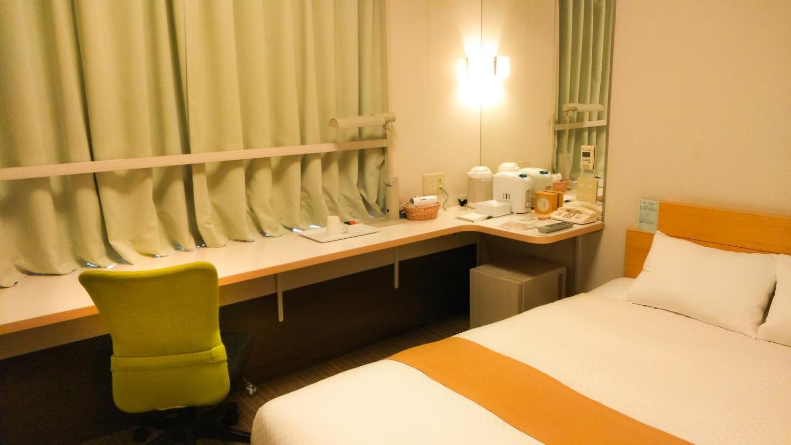 สไมล์ โฮเต็ล มัตสึยามะ Hotel ภายนอก รูปภาพ