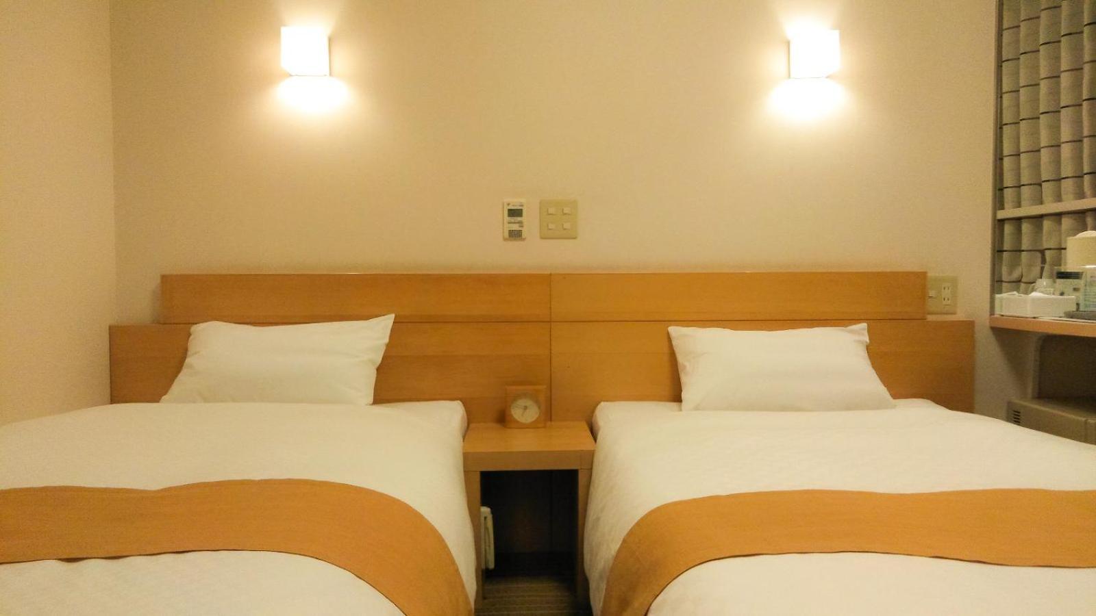 สไมล์ โฮเต็ล มัตสึยามะ Hotel ภายนอก รูปภาพ