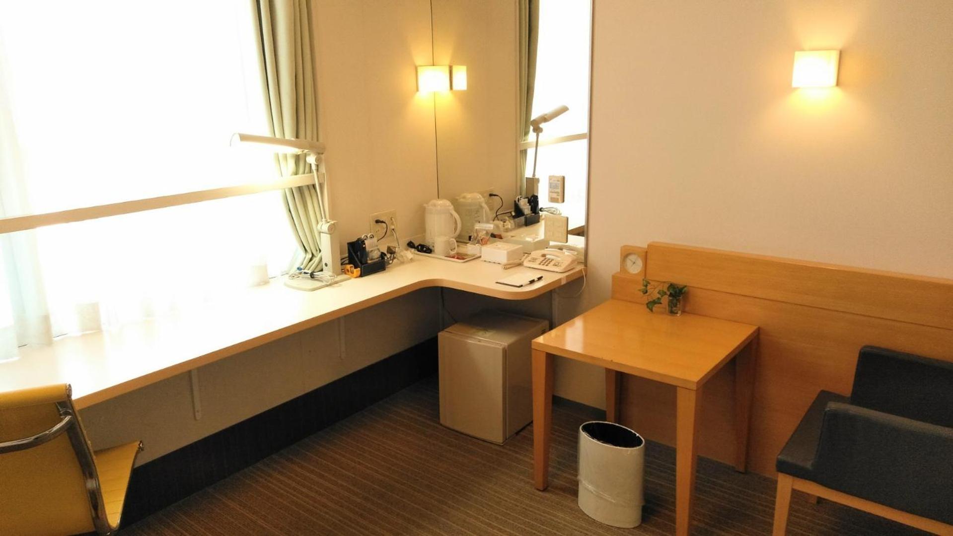 สไมล์ โฮเต็ล มัตสึยามะ Hotel ภายนอก รูปภาพ
